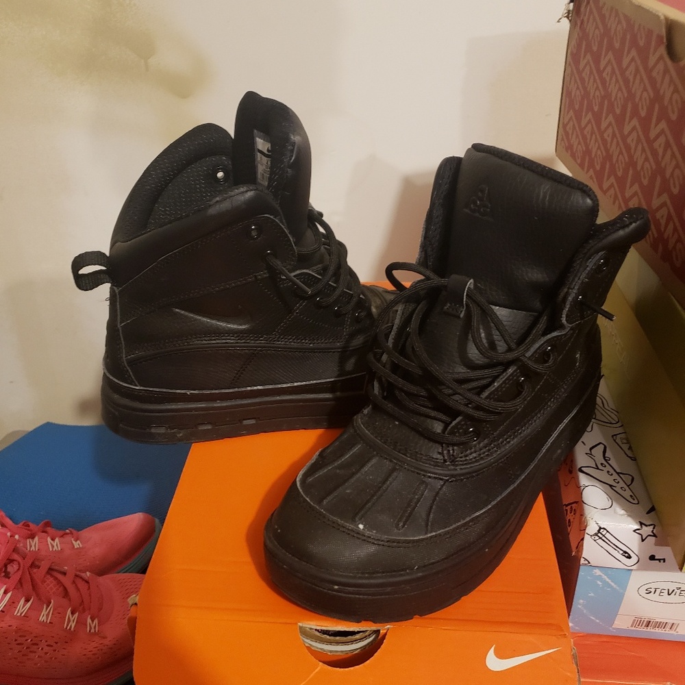 Nike Boots
